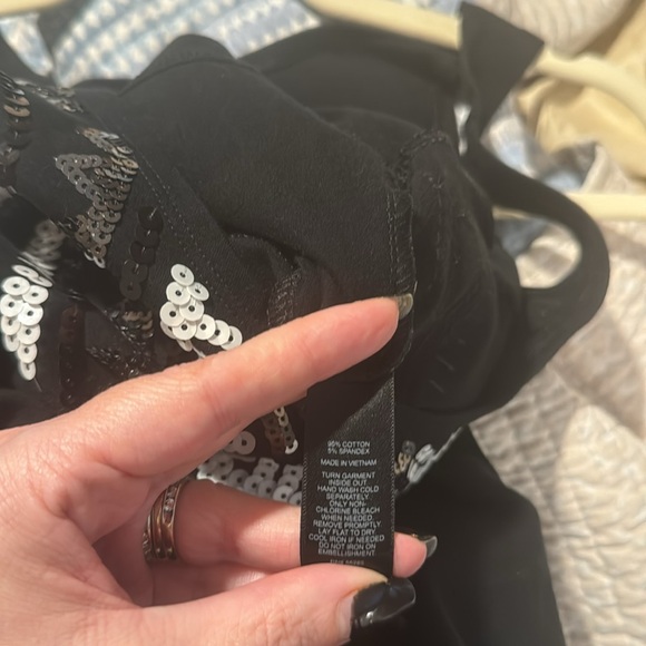 Only worn once! Express/medium fit and flare dress black with black white sequin - Picture 8 of 8